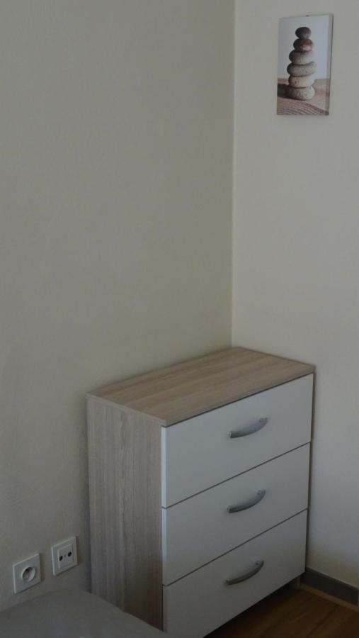Appart T2 Standing Tout Confort Avec Balcon - Parking En Option Lyon Kültér fotó