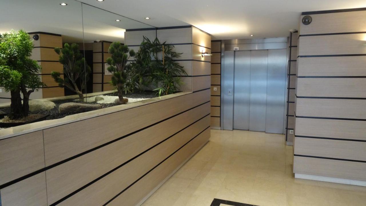 Appart T2 Standing Tout Confort Avec Balcon - Parking En Option Lyon Kültér fotó