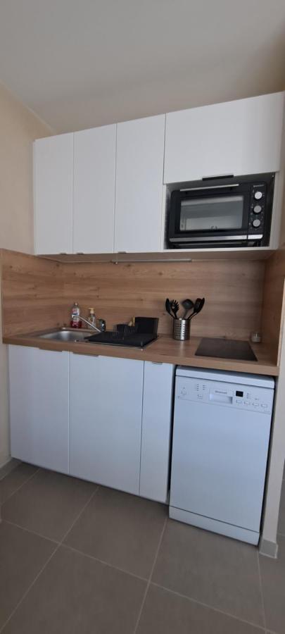 Appart T2 Standing Tout Confort Avec Balcon - Parking En Option Lyon Kültér fotó
