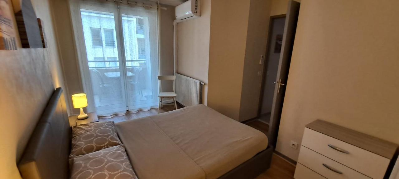 Appart T2 Standing Tout Confort Avec Balcon - Parking En Option Lyon Kültér fotó